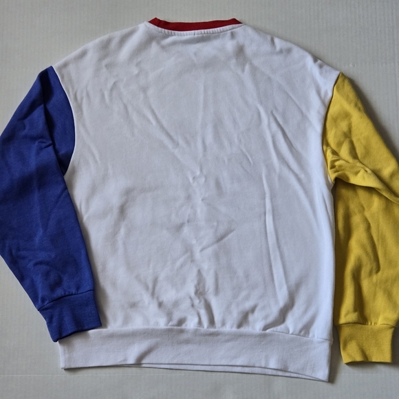 Super Mario Sweatshirt - Picture 3 of 5